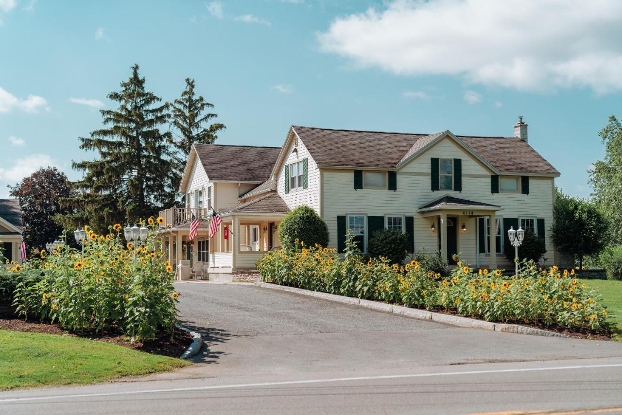 Skaneateles Suites Esterno foto